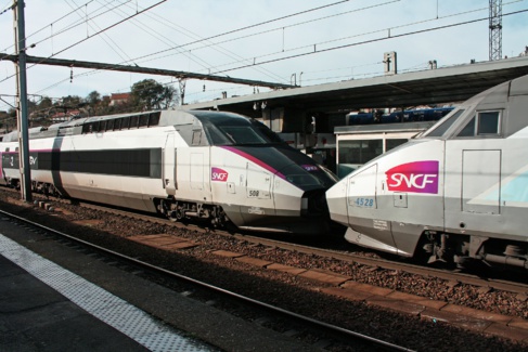 Des passagers rémunérés pour transporter des paquets sur le TGV Lille-Paris