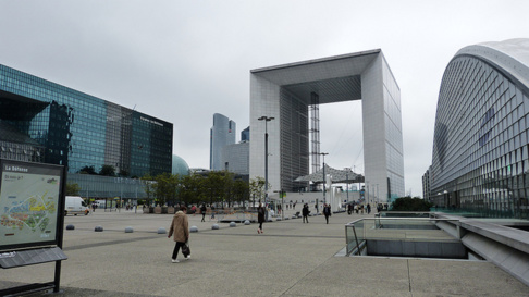 En France, les patrons de PME travailleraient environ 42,1 heures par semaine. En France, les patrons de PME travailleraient environ 42,1 heures par semaine.