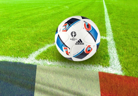 Adidas a mis le paquet pour équiper l'équipe d'Allemagne de foot