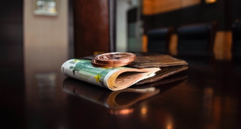 La Cour des comptes prévient : l'objectif de déficit public sera difficile à atteindre