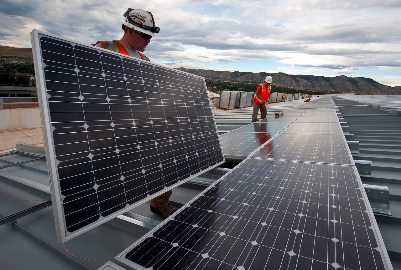 L'Europe ouvre grand les portes aux panneaux solaires chinois