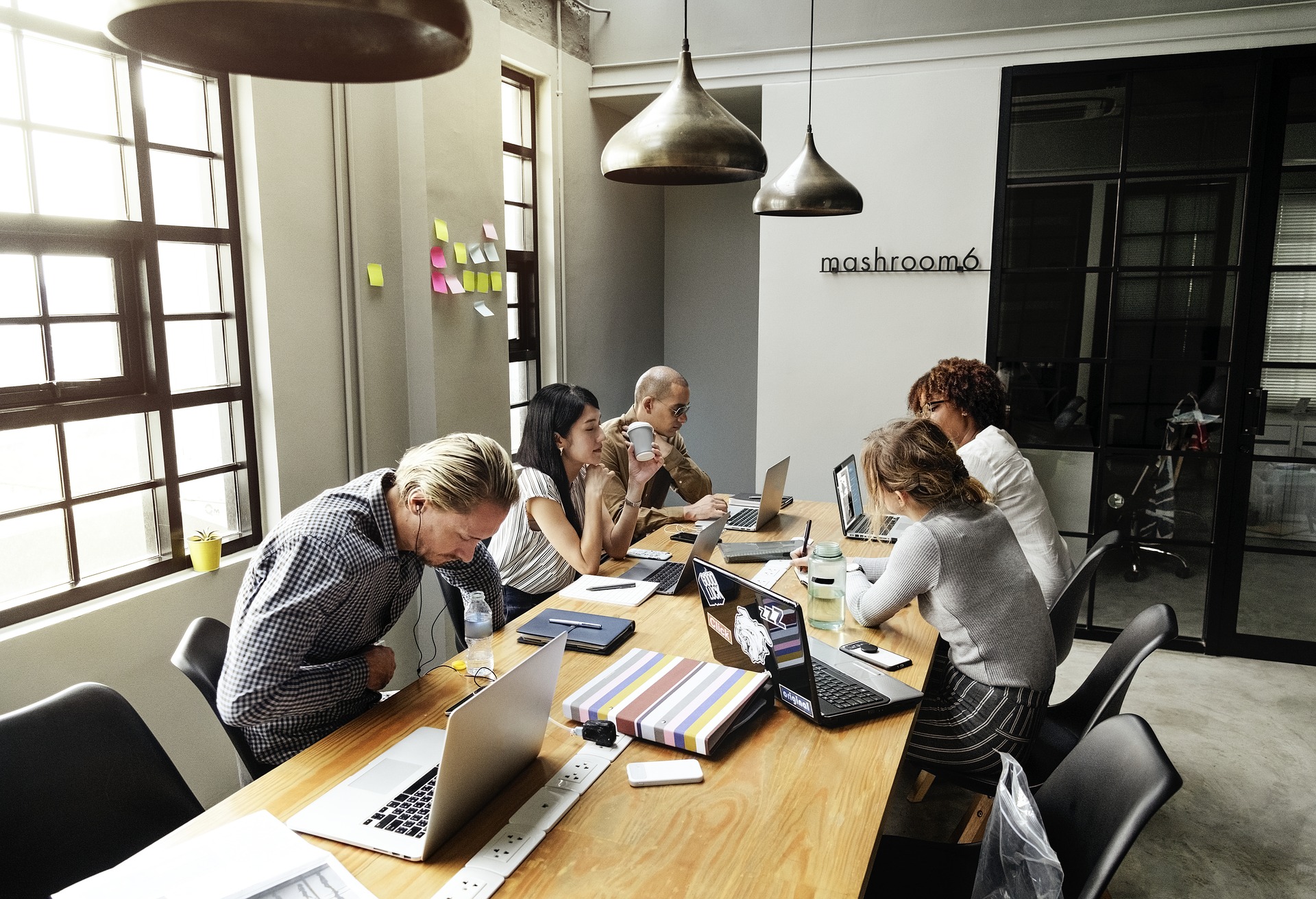 Les femmes chefs d’entreprise s’en sortent mieux que les hommes avec l’administratif