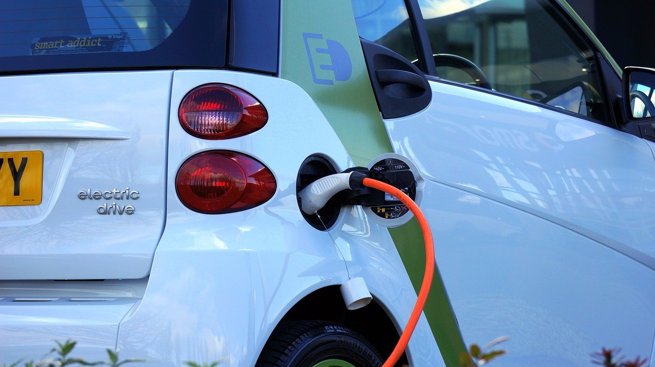ONG : le secteur automobile ne se convertit pas suffisamment vite à l'électrique