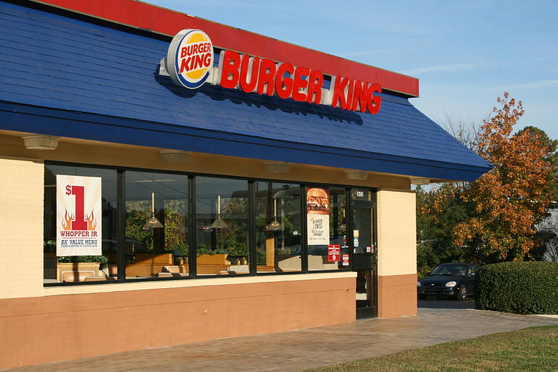 Burger King entame son grand retour en France après quinze ans d'absence.