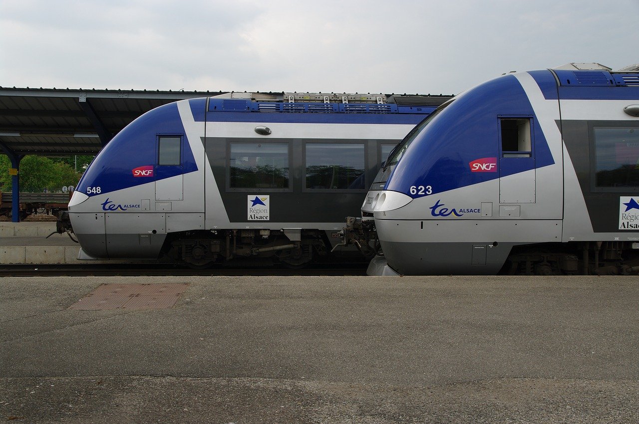 L'État efface 10 milliards d'euros de dette de la SNCF